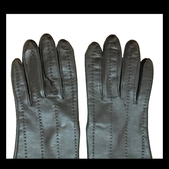 Vintage Women’s Black Winter Gloves. Sz 6-7 Beige Lining  Stitching On Top - Picture 2 of 9